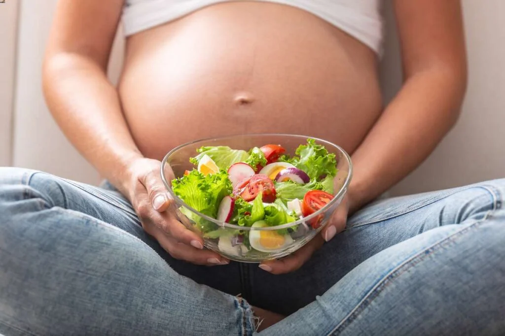 Zdrowa dieta podczas ciąży – podstawowe zasady